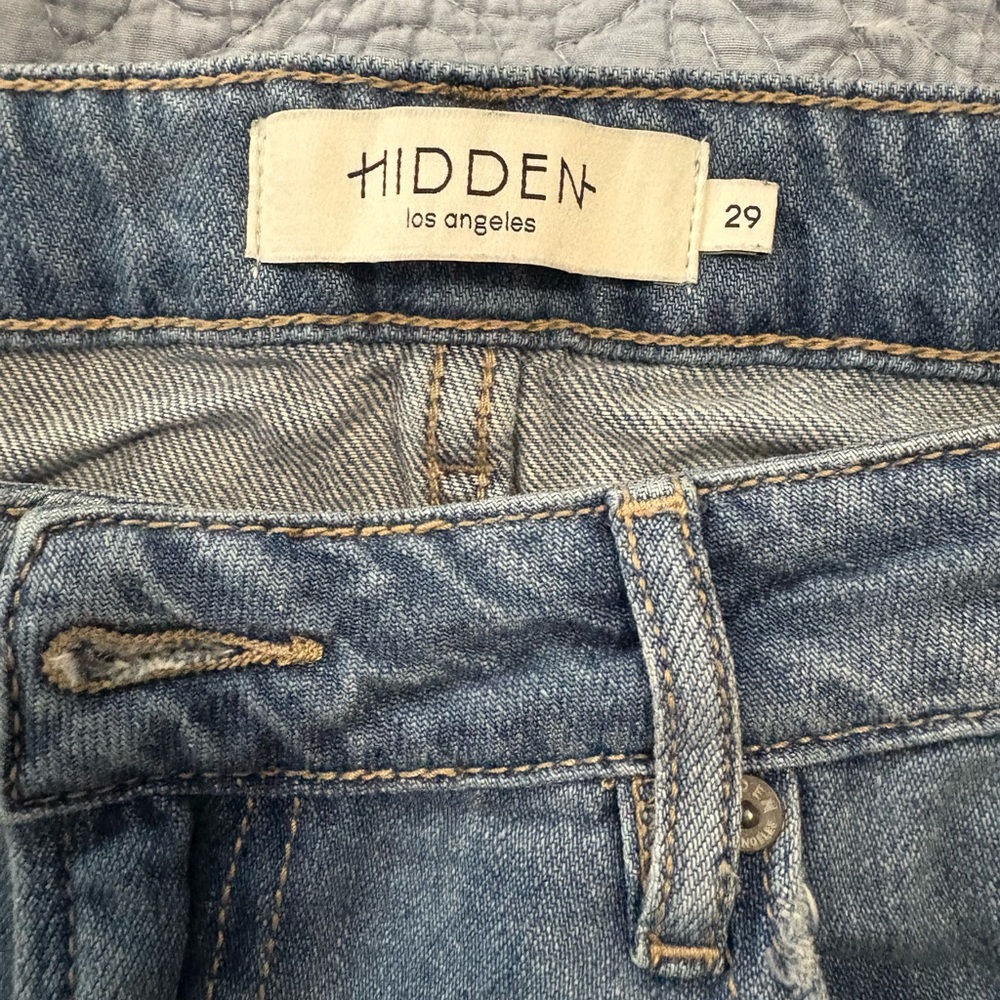 HIDDEN Los Angeles Light Blue Boyfriend Jeans